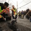 Back from Israel, Bloomberg Orders Blitz on Potholes 